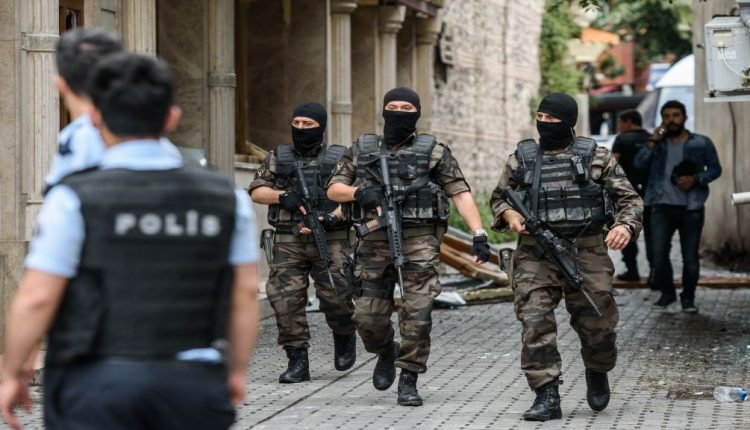 رئيس الجالية الفلسطينية في إسطنبول: وجود المختفين السبعة عند الأمن التركي أمر وارد