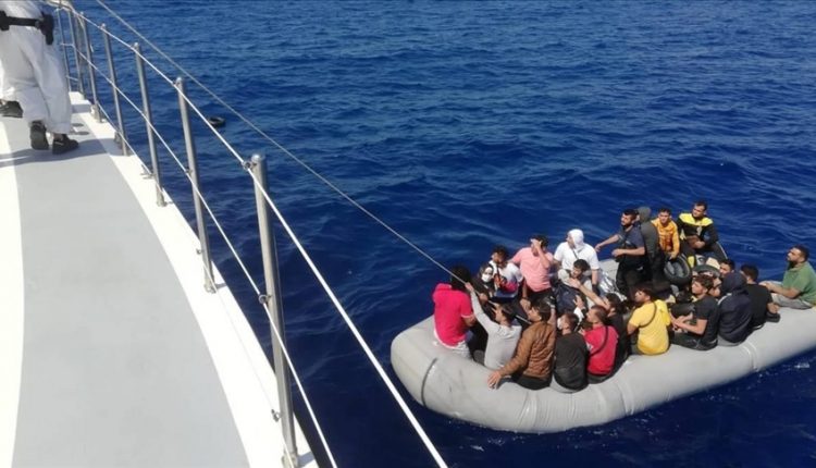 إنقاذ 36 طالب لجوء قبالة سواحل ولاية موغلا