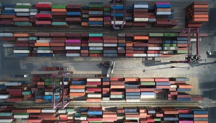 تركيا تستهدف 300 مليار دولار صادرات سنوية