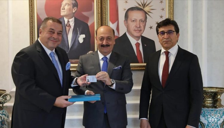تركيا تمنح أول "بطاقة تركوازية" وأردوغان يفتتح البيت التركي مقابل مقر الأمم المتحدة