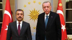 أردوغان يقيل مسؤولين كبار في البنك المركزي التركي