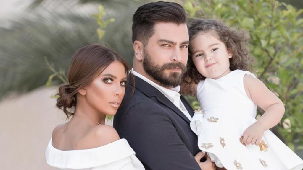 ابنة معتصم النهار تقلد نادين نجيم.. والأخيرة تعلق "فيديو" 24