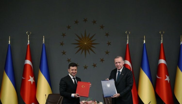 أوكرانيا بصدد توقيع 12 اتفاقية تجارة مع تركيا