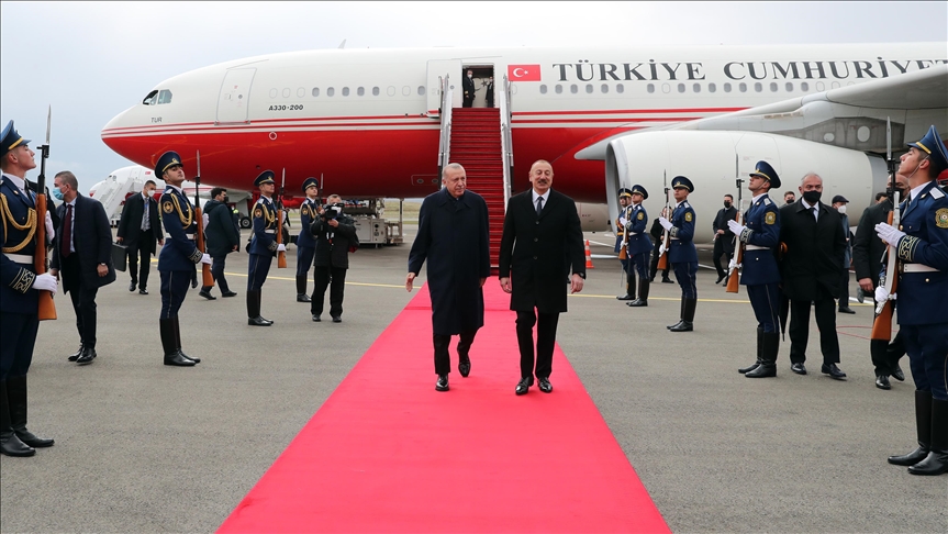 أذربيجان: نتطلع لتوسيع العلاقات الاقتصادية مع تركيا بما يخدم البلدين