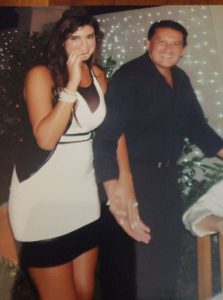 لتكذيب تصريحاتها.. والد ياسمين صبري ينشر صور ابنته من خطوبتها الأولى 17