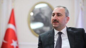 العدل التركية تفتح تحقيقًا ضد قرارات بلدية بولو