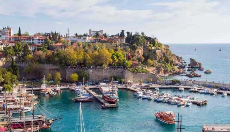 تركيا مقصد الملايين لإحياء مناسباتهم الخاصة