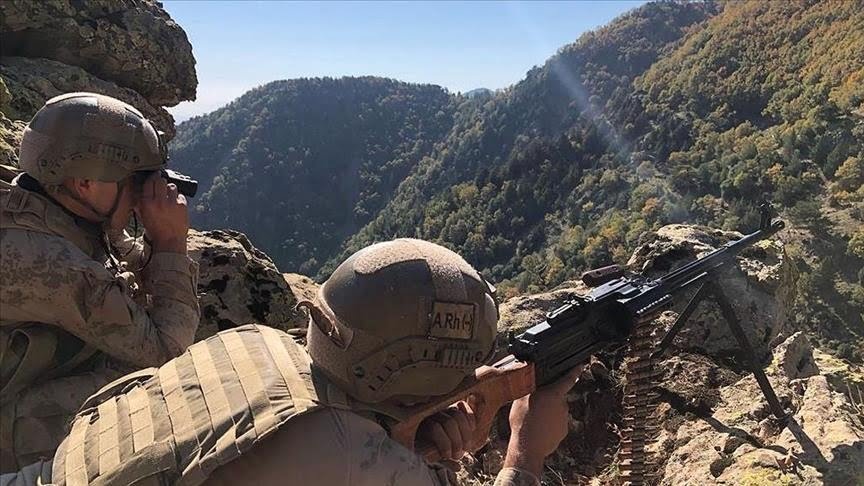 تدمير 6 مخابئ لإرهابيين شرق البلاد 1