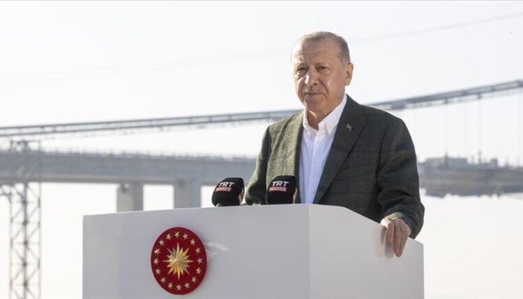 الرئيس أردوغان يكشف تفاصيل جديدة عن جسر جناق قلعة