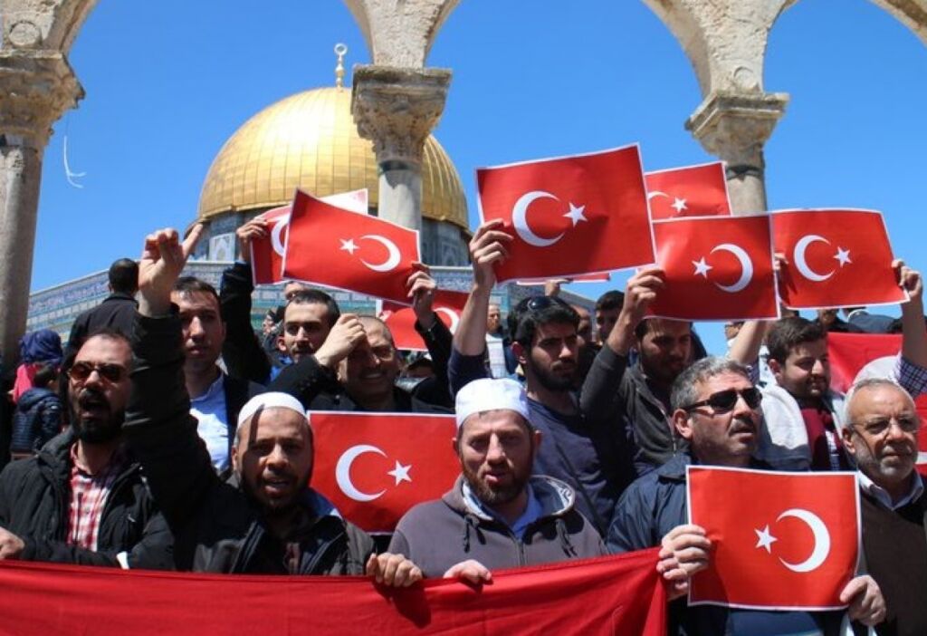 بعد قرار استئناف تركيا الرحلات إلى القدس .. ما الذي يخيف إسرائيل من هذا الأمر؟