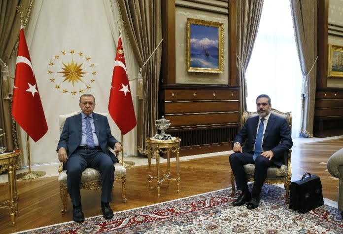 يسبقه رئيس الاستخبارات التركية.. أردوغان قريبًا في الإمارات
