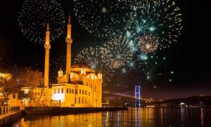 متى تبدأ عطلة رأس السنة لعام 2022 في تركيا ؟