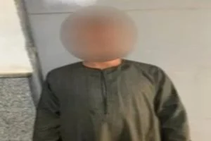 مصري يقتل طالباً بإحدى المدارس ويلقي جثته في أرض زراعية.. ستنصدم من السبب !