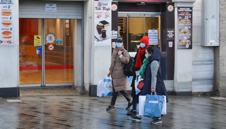 تركيا تبدأ العام بارتفاع على الأسعار وتطمينات حكومية