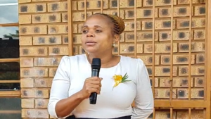 بعبارات تخدش الحياء.. وزيرة جنوب إفريقية تدعو تلميذات المدارس لعدم ممارسة الجنس مبكرا