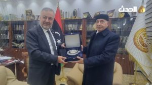 سفير تركيا لدى طرابلس يلتقي عقيلة صالح