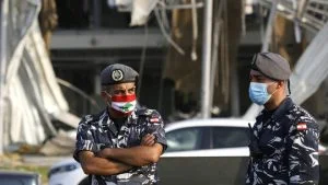 شجار بالرصاص والقذائف الصاروخية في مدينة لبنانية بسبب “قطة”