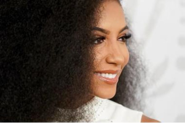 محزن للغاية.. الكشف عن سبب إنتحار ملكة جمال أمريكا 9