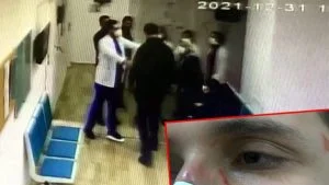 مواطن تركي يعتدي بالضرب على طبيب بسبب لقاح كورونا