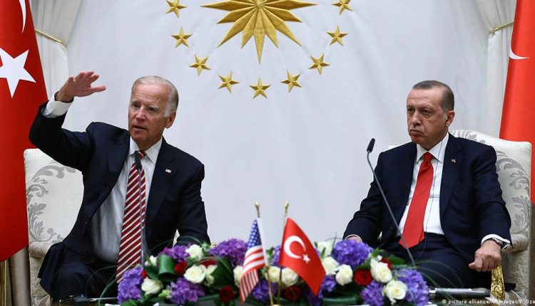 هل يشهد العام الجديد علاقة دافئة بين تركيا وأمريكا؟.. إليكم القضايا العالقة