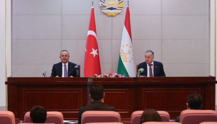 طاجيكستان تتحدث عن أهمية السياحة مع تركيا