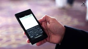 شاب يبتز فنانة مصرية شهيرة من خلال محادثة جنسية!