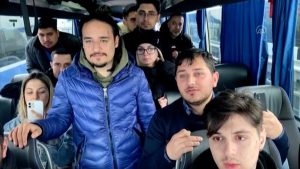 تركيا تواصل إجلاء مواطنيها من أوكرانيا