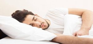 بماذا يفكر الرجل قبل النوم؟