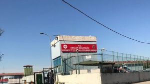 اندلاع حريق هائل في سجن بمدينة إسطنبول