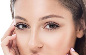 لكي تحصلي على رموش طويلة في أسبوع… إتبعي هذه الخطوات!