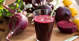 هذا ما يحدث لجسمك عند تناول البنجر على الريق