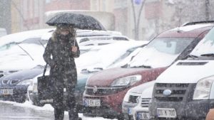 تحذيرات من حدوث عواصف وثلوج قوية في عدة مدن تركية