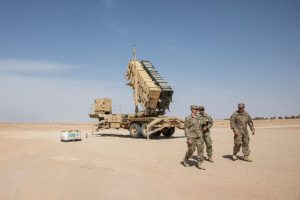 الولايات المتحدة ترسل صواريخ باتريوت إلى السعودية.. وصحيفة امريكية تكشف سبب تأخر وصولها