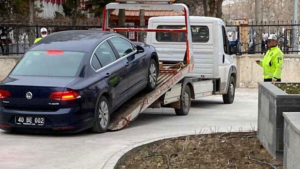 محكمة تركية تحجز على سيارة تابعة لبلدية معارضة والسبب صادم