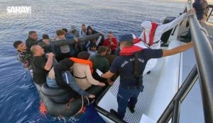 تركيا تنقذ 35 مهاجرا من الموت