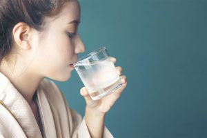 فوائد وأهمية شرب الماء في رمضان