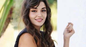 هاندا أرتشيل بأول تعليق على خبر انفصالها عن حبيبها كان يلدريم