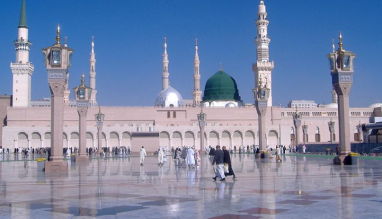 السعودية تهيئ المساجد لرمضان وتمنع تصوير الصلوات وجمع التبرعات
