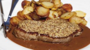 أخصائية روسية تكشف عن الأطعمة التي لا ينصح بتناولها معاً