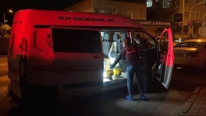 تركي يطعن والده حتى الموت في إزمير