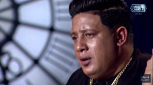 حمو بيكا ينهار من البكاء ويهدد بالانتحار: بيعاملوني كأني حشرة (فيديو)