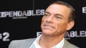 فان دام يعلّق على مشاركته في برنامج رامز موفي ستار