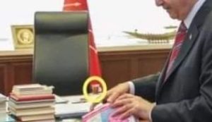 صورة احتفال كليتشدار أوغلو بعيد الجمهورية والطفل تفضحه : لا يصوم رمضان! 2 صورة احتفال كليتشدار أوغلو بعيد الجمهورية والطفل تفضحه : لا يصوم رمضان! 1