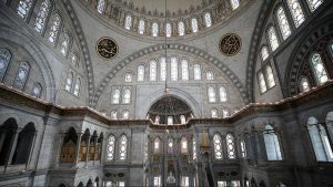 مسجد في أحد الولايات التركية لم يرفع أذان المغرب.. هكذا أفطر الصائمين!