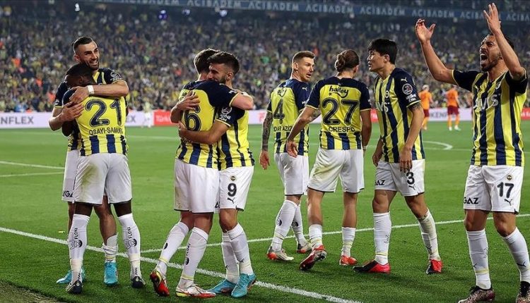 ديربي إسطنبول .. فنربخشة يعمق جراح غريمه غلطة سراي