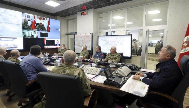 "قفل المخلب".. الطائرات التركية تقصف في العراق ووزير الدفاع يعلّق