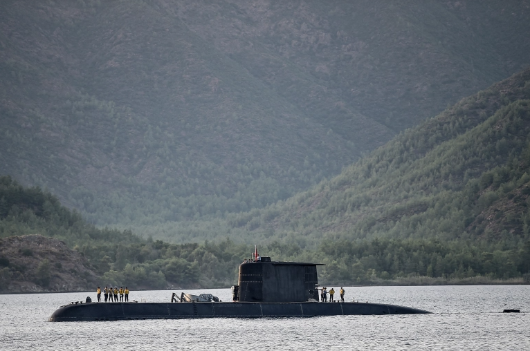 تركيا تبعث رسالة تهديد قوية عبر البحار الثلاثة.. هذا مفادها