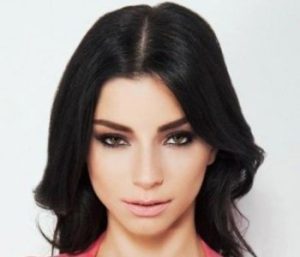 بطلة مسلسل "حريم السلطان" تُعلن انها ستتزوج نفسها 1