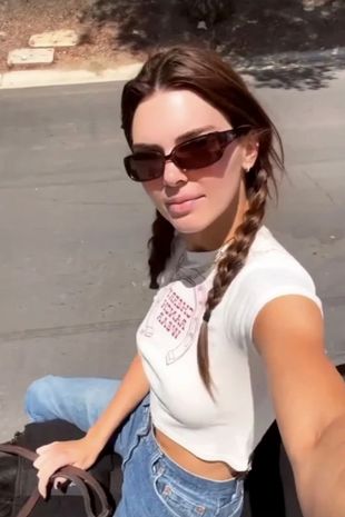 بعد اشاعات خضوعها لعمليات تجميلية.. كيندال جينر تستعرض حجم التغيير 5