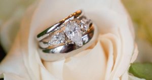 فتاة تكتشف أنها تزوجت امرأة بعد 10 أشهر من الزواج